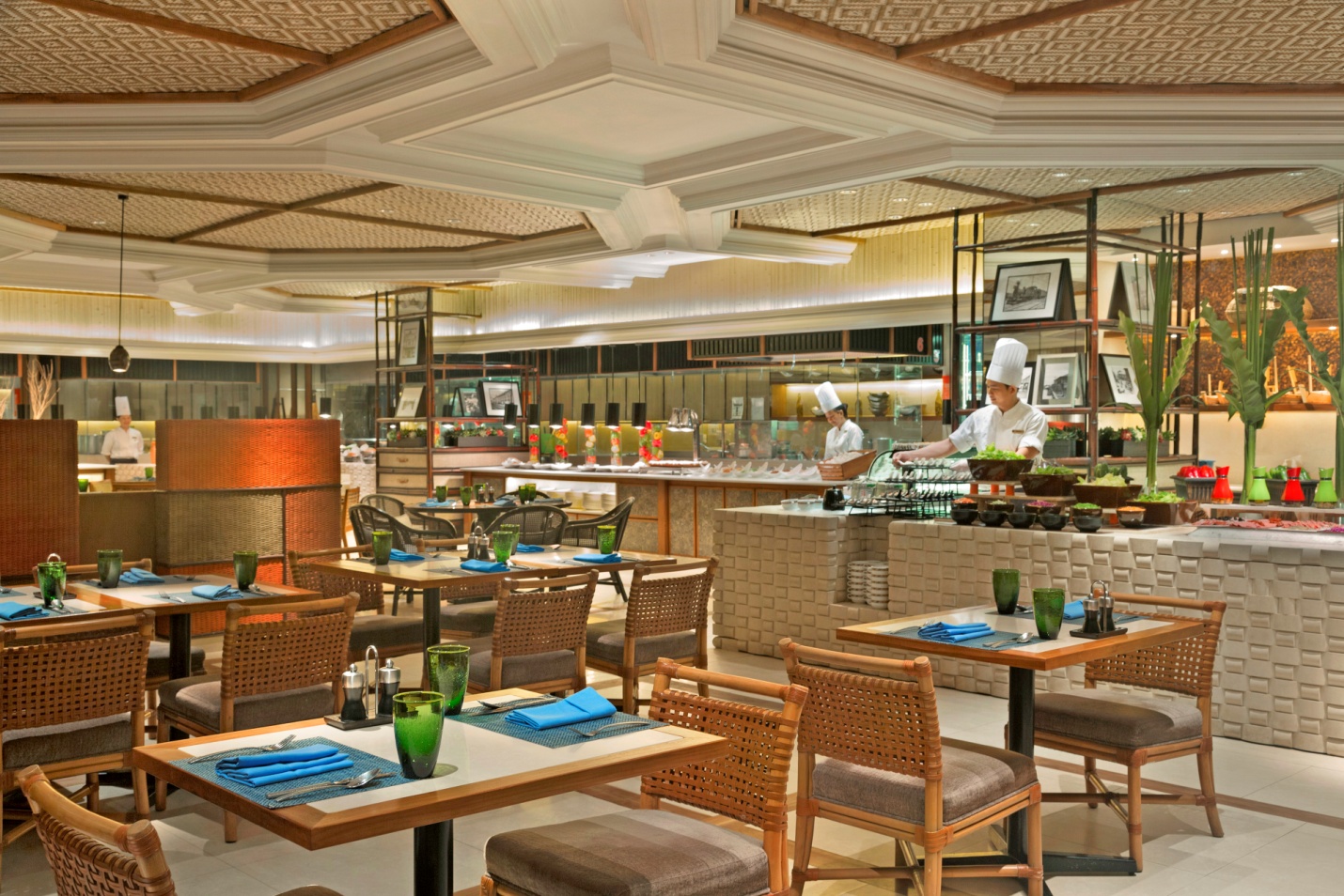 C:\Users\GCPI-ROBBY\Desktop\PRS\SHANGRILA LUNAR NEW YEAR\Fortune Flavours at Tides (Operating Hours_ 6PM TO 9_30PM.jpg
