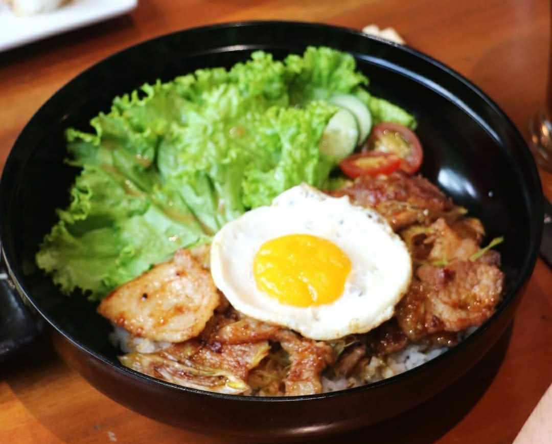 C:\Users\GCPI-ROBBY\Desktop\PRS\SM\Garlic Pork Rice Bowl from Botejyu.jpg