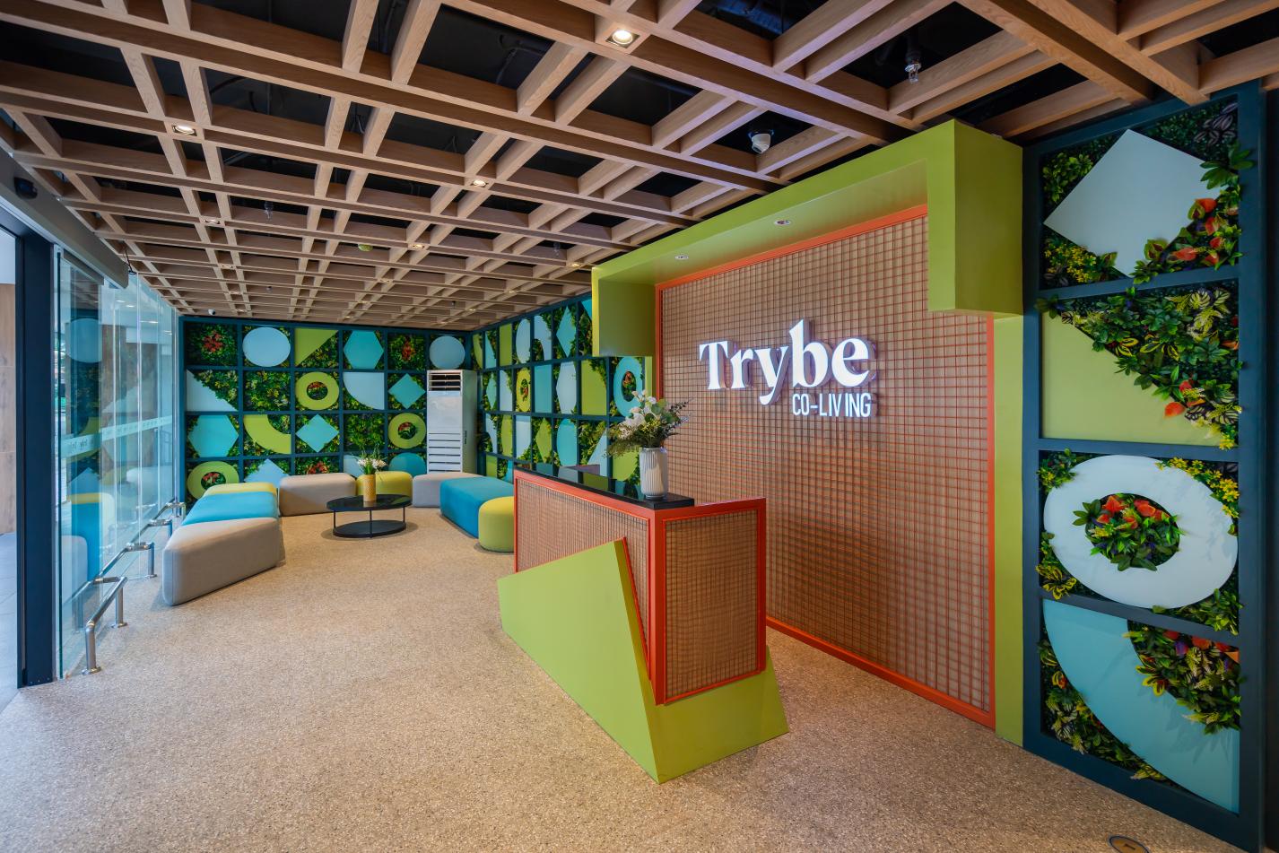 Lobby & Front Desk(1)